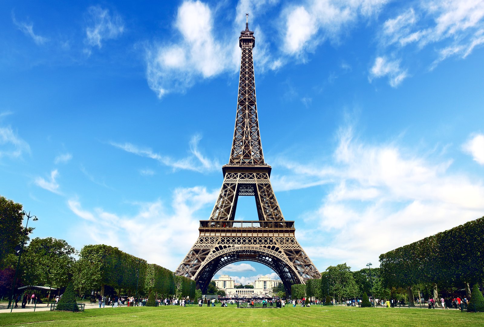 The Secrets of 10 World's Famous Landmarks