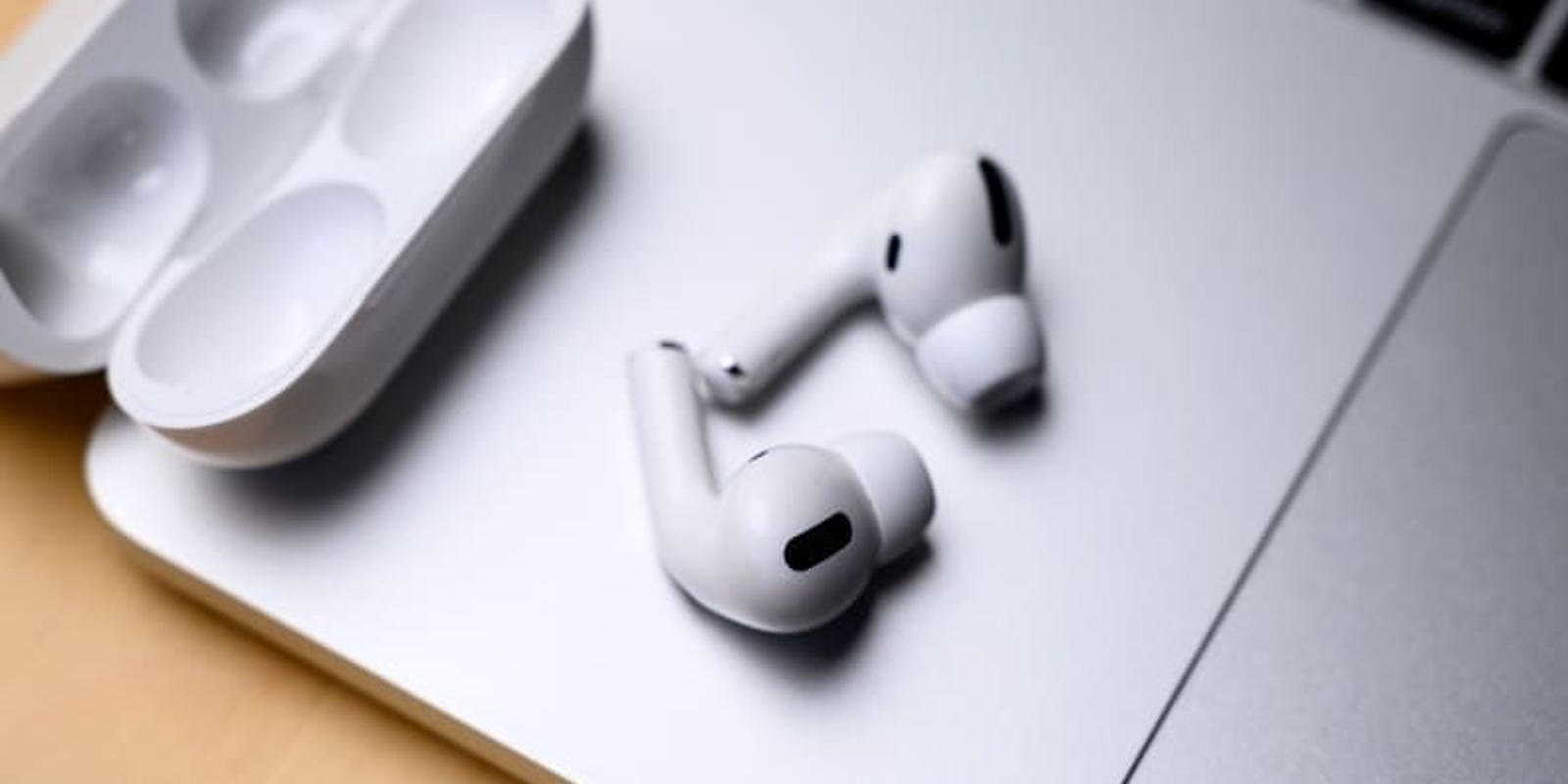 3.2 airpods pro 1