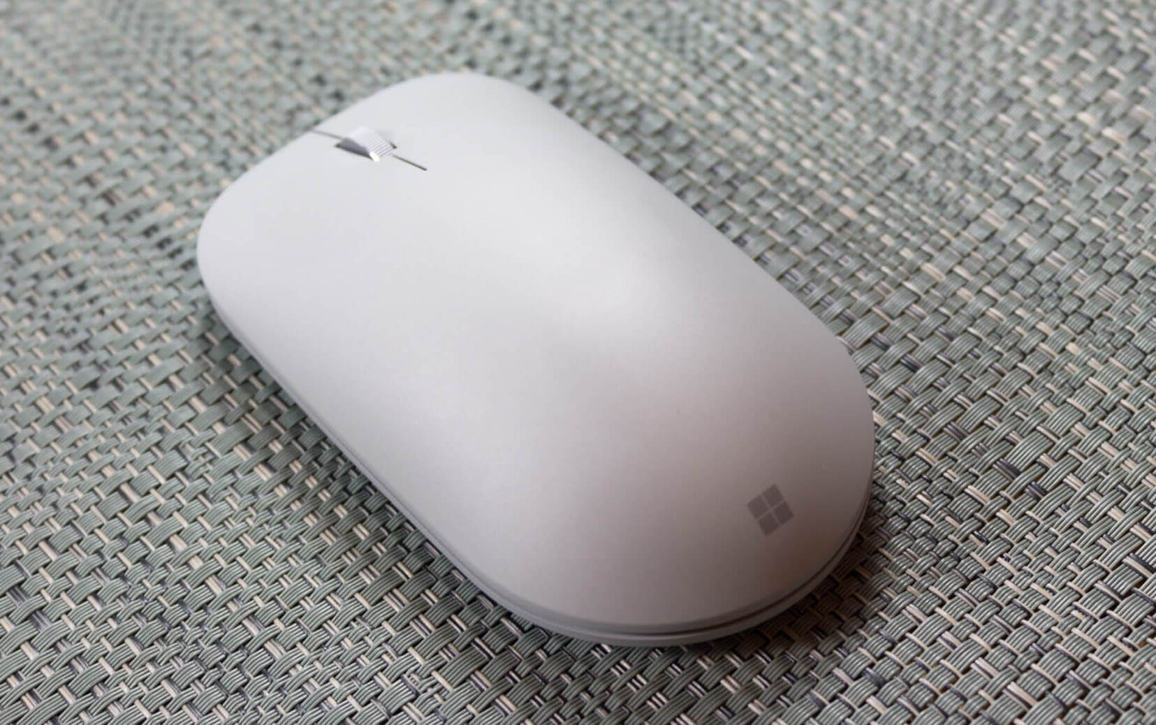 microsoft surface mouse 1 (1)