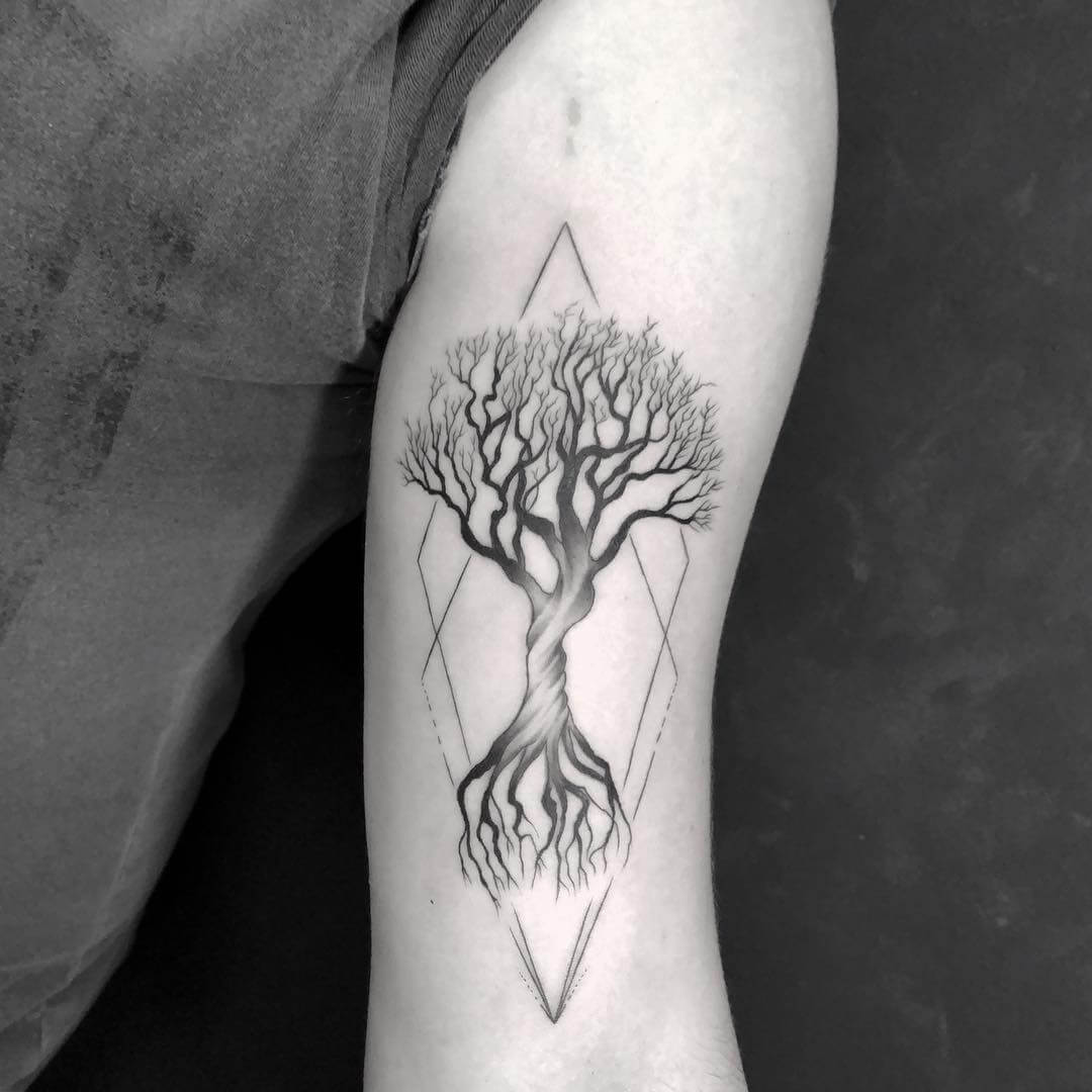 Tree Geometric Tattoo Images - The Style Inspiration